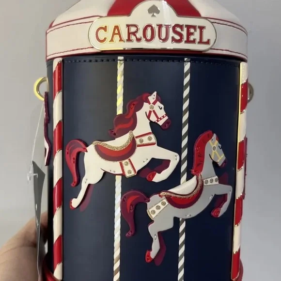 NWT Kate Spade Winter Wonders Carousel 3D Crossbody Bag Novelty Collector Item